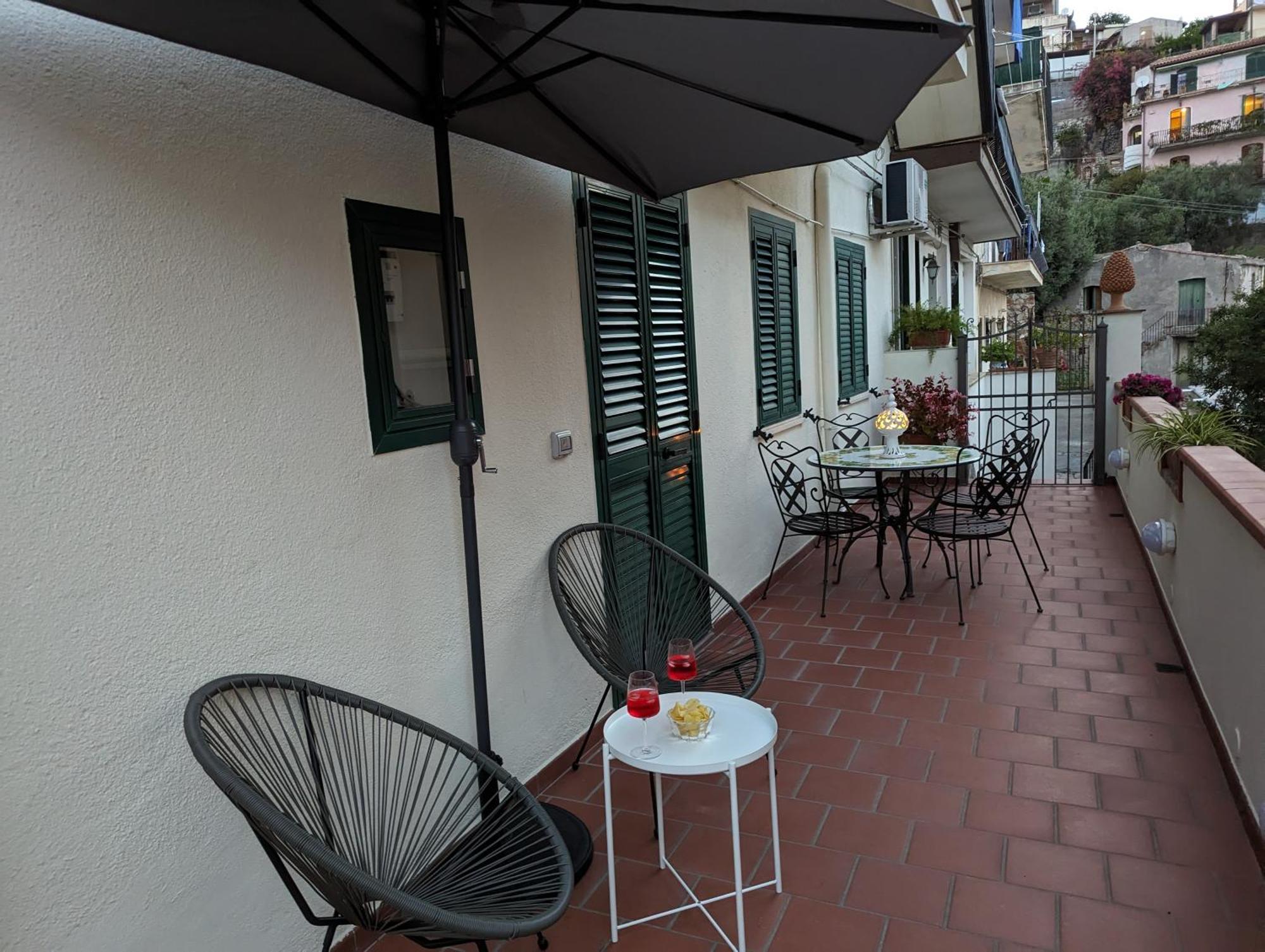Antonino Apartment تاورمينا المظهر الخارجي الصورة