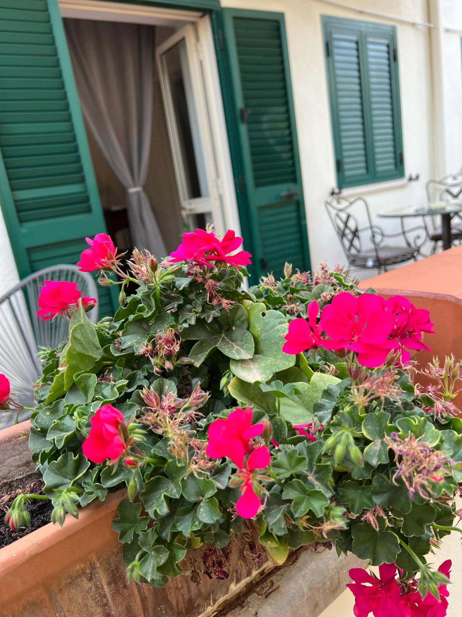 Antonino Apartment تاورمينا المظهر الخارجي الصورة